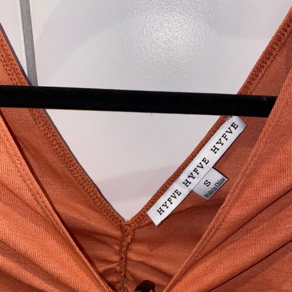 Top - Picture 2 of 2